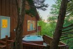 Hot Tub with view of Mount Yonah
